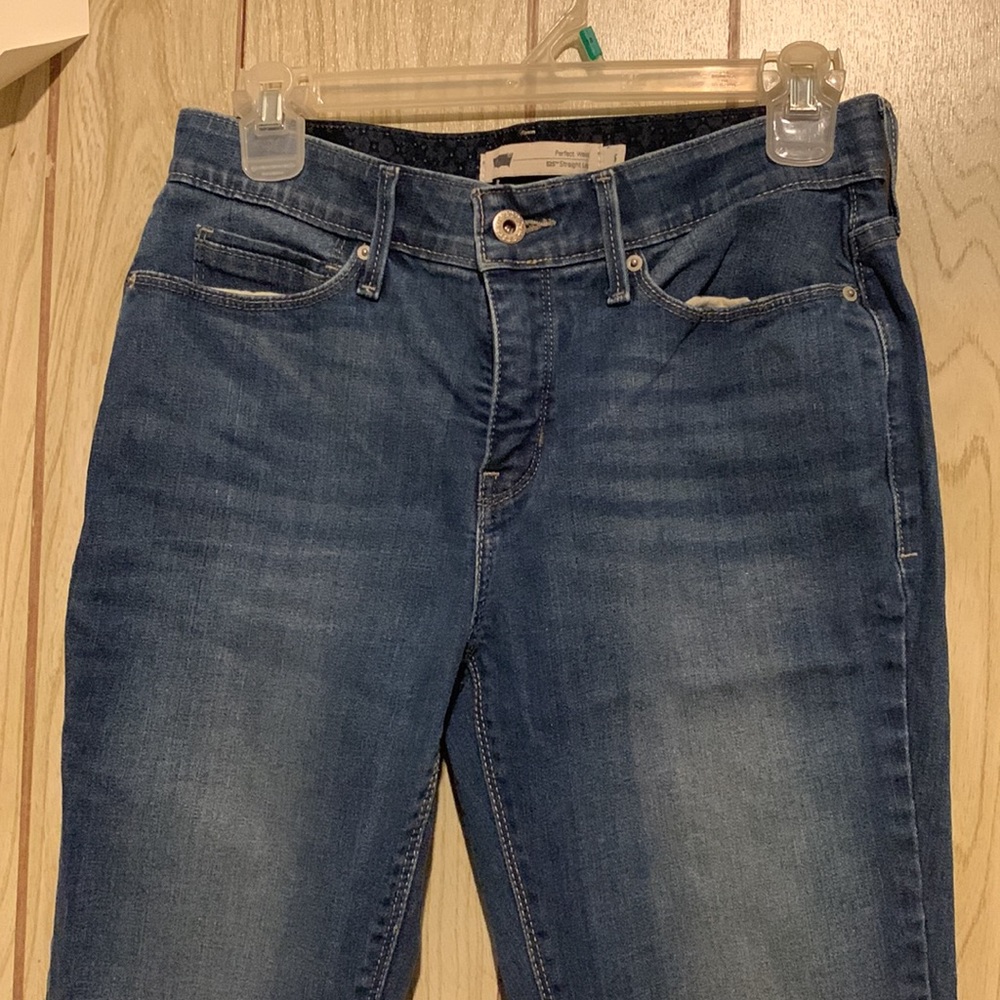 Levi’s Dark Wash Skinny Jeans